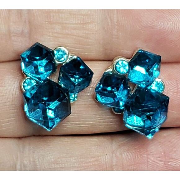 Glass Vibrant Aqua Blue Ice Cube Stud Earrings, Silver Tone Metal - Picture 1 of 12